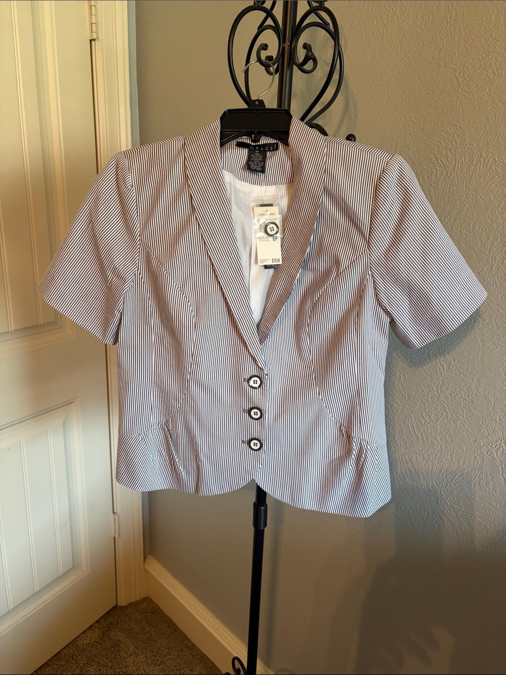 Grace Short Sleeve Pinstripe Blazer - White & Navy